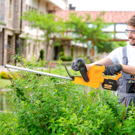 20" Cordless Hedge Trimmer, 18V Electric Hedge Cutter with 51cm Dual Action Blade, 2 x 4000mAh Batteries and Brushless Motor for Garden Branches, Shrubs, Twigs, Orange