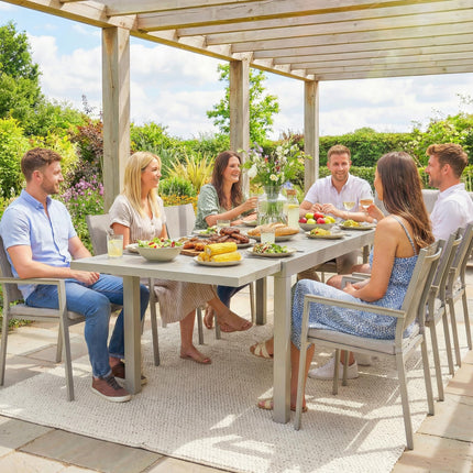 Extending Garden Table, Aluminium Outdoor Dining Table for 8-10 with Wood-Like Grained Surface, Light Grey Wood Effect
