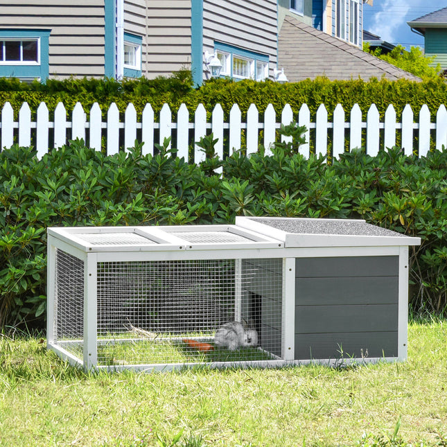 Indoor Outdoor Wooden Small Guinea Pigs Hutch with UV-Resistant Asphalt Roof and Water-Repellent Paint